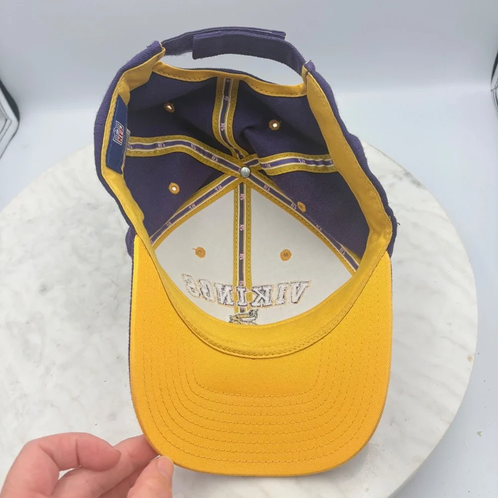 Reebok Minnesota Vikings Hat Mens OS Purple Gold NFL Football Embroidered Cap